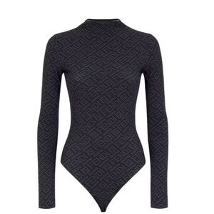 *Rare* Fendi XSkims collab. Brand new never worn.